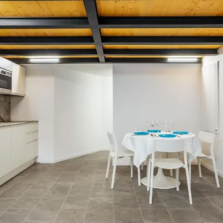 Apartment Comfy And On The Navigli River By Eayslife